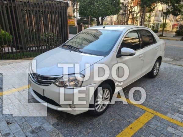 Toyota Etios XLS 1.5 Flex 2015