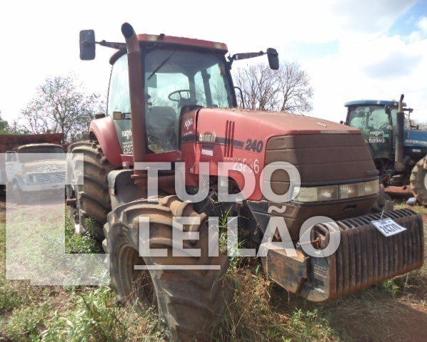 Case 270 Magnum 2010