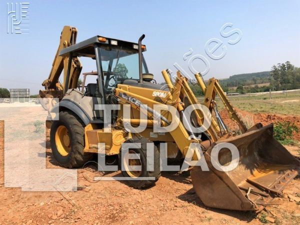 Case 580M 2011
