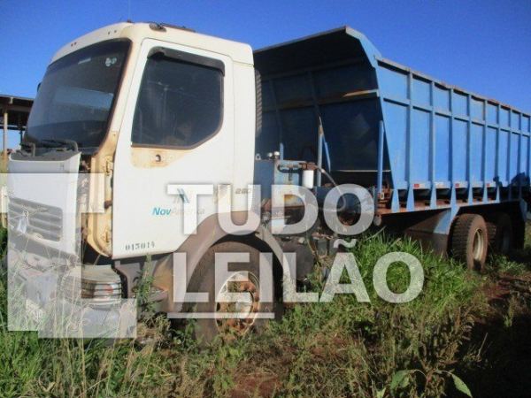 Volvo Vm 260 6x4 Diesel 2010