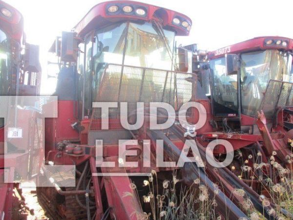 Case A8800 2010