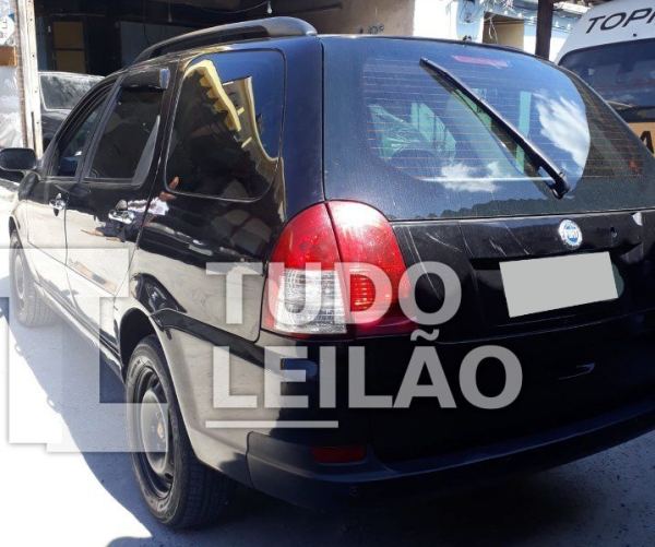 Fiat Palio Weekend Hlx 1.8 MPI Flex 2006