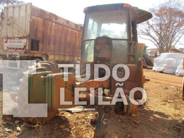 Trator Pneu Pesado Jd 6180 J, 2012