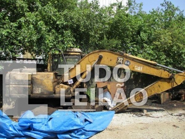 Escavadeira Catterpillar 312B, Desmontada, Sem Teste
