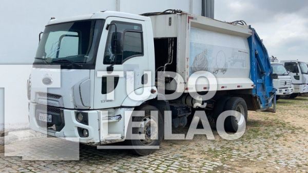 Ford Cargo 1722 E Turbo Diesel 2011