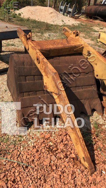 Man Nga De Eixo Para Retroescavadeira