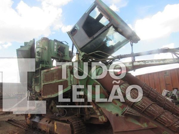 Colhedora J. Deere Colh Nw 3520 - 2010