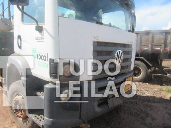 Volkswagen 31.330 E Constel 6x4 Diesel E5 2013