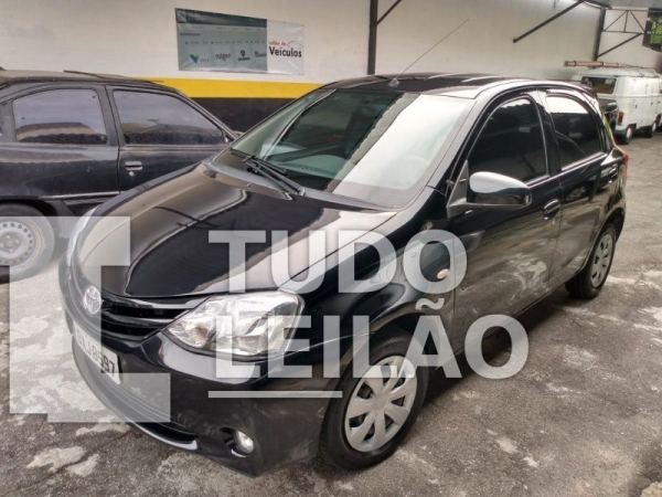 Toyota Etios 1.3 Flex 2016
