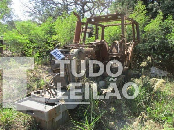Trator Queimado , 2014
