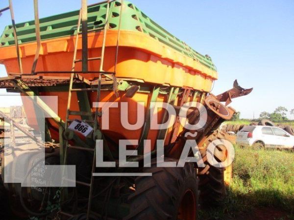 Carreta Agrícola Graneleira REBOKE14