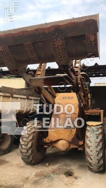 Case Se. W20. Transmissão 18000 1984