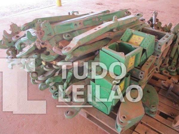 John Deere E Serie 7J