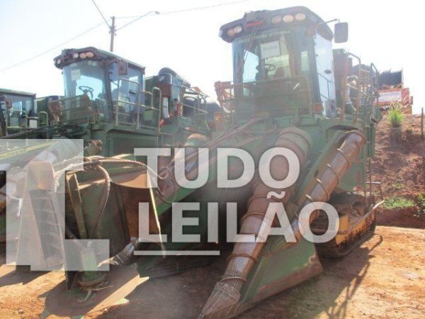 John Deere 3520 C/ Esteira 2010