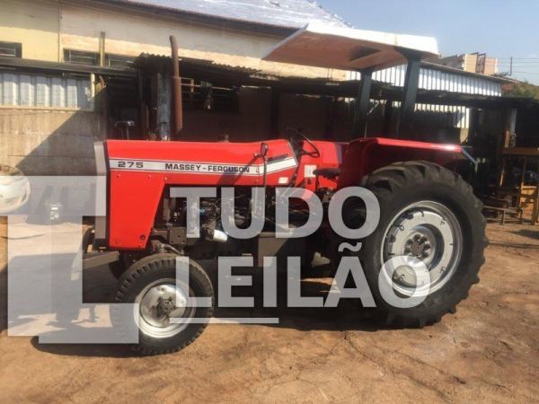 Massey Ferguson 275