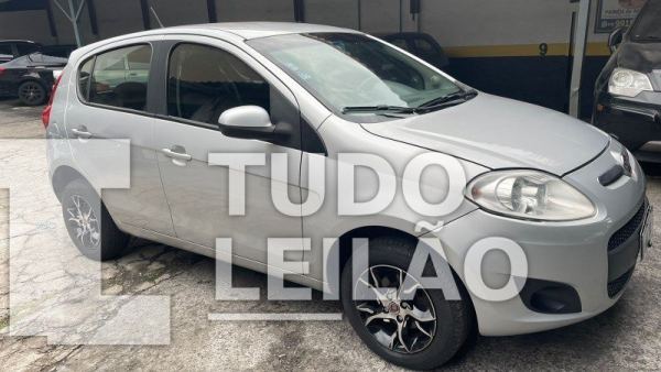 Fiat Palio Attractive 1.0 Evo Fire Flex 2015