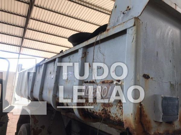 Caçamba Toco