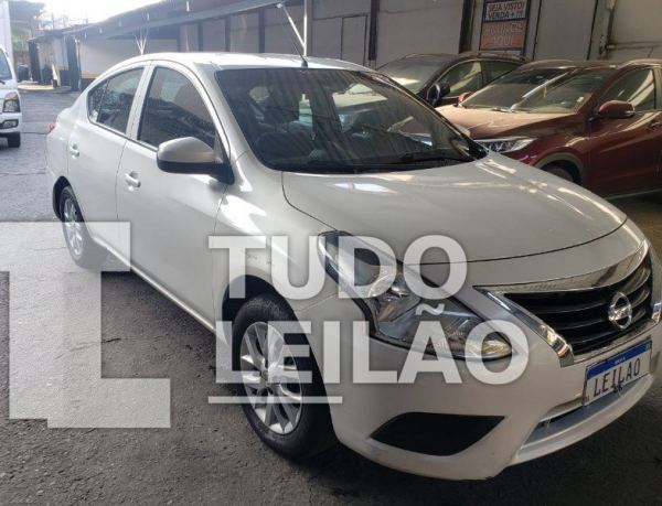 Nissan Versa 1.0 Flexstart Flex 2016