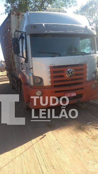 Volkswagen 24.280 E Constel 6x2 Diesel E5 2012