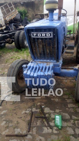 Trator Ford