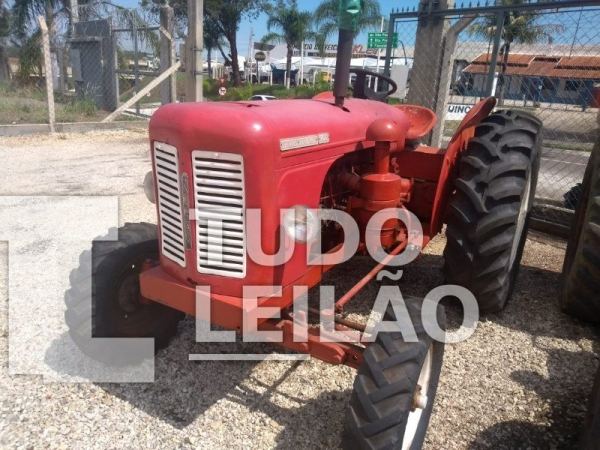 Trator David Brown 900
