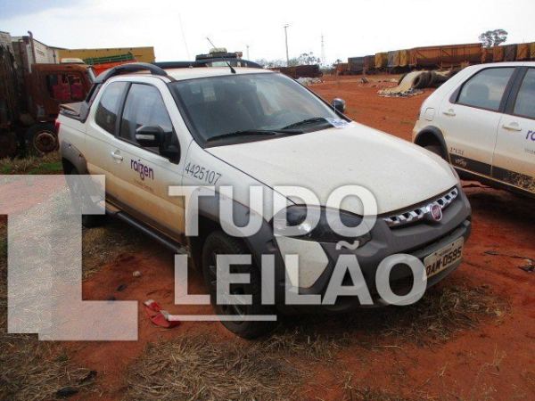 Fiat Strada Adventure Ext 1.8 Dual Flex CD 2018