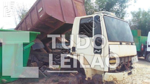 Ford 2422 T5 6X4 1998 (Sucata)