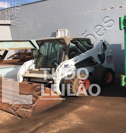 Mini Carregadeira Bobcat 2012