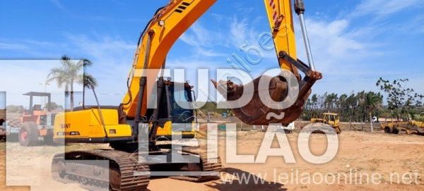 Escavadeira Sany. SY215C . 2015