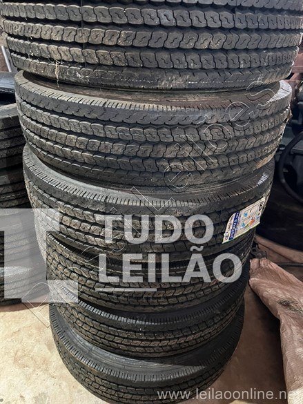 4 Pneus Semi Borrachudos 215 75 17.5 Importados