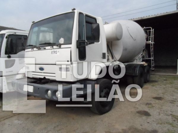 Ford Cargo 2628 E 6x4 T 3 Eixos Diesel 2009