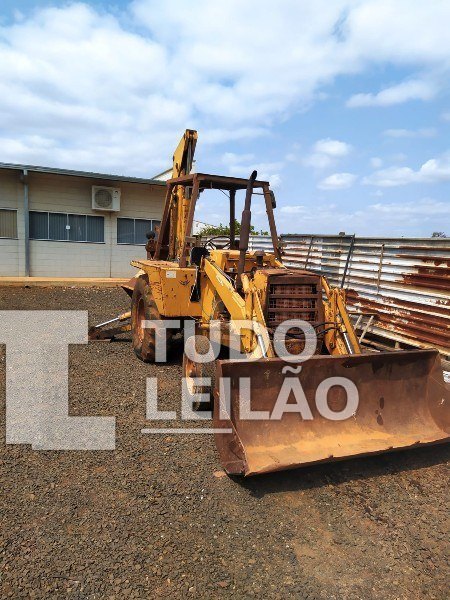 Case E 580H 1981