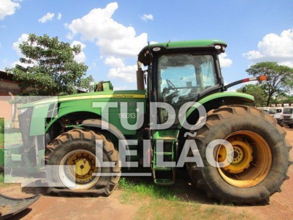 Trator J.deere 8260 R, 2013