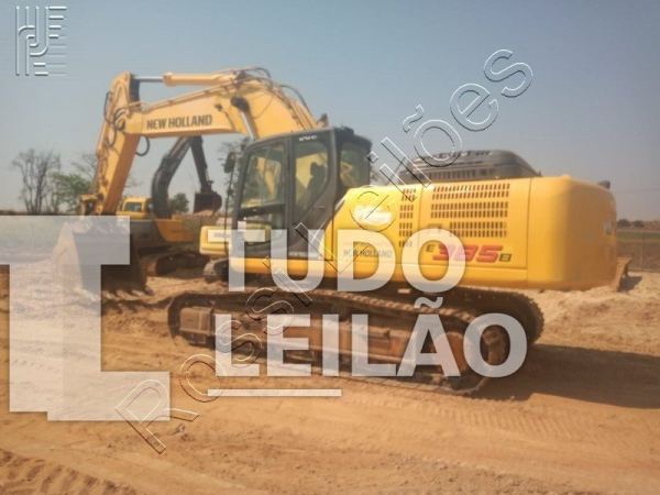 New Holland D. E385 2016