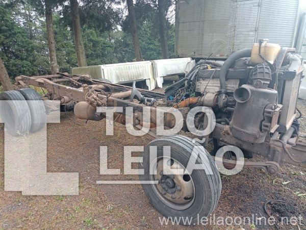 Chassi Caminhão Mb 915 E - Sucata Sem Documentos