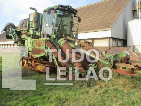 John Deere 3520 Completa 2010