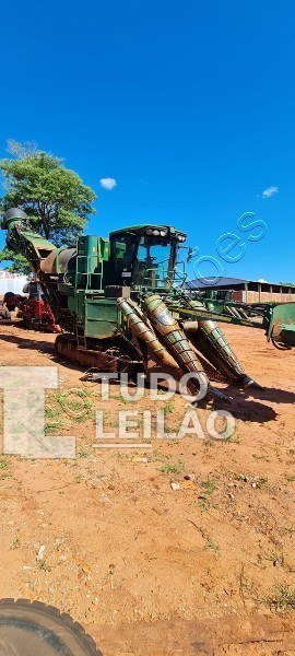 John Deere E 3522 2014