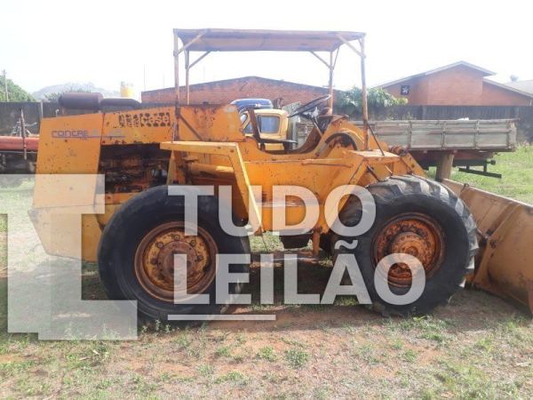 Pá Carregadeira W7
