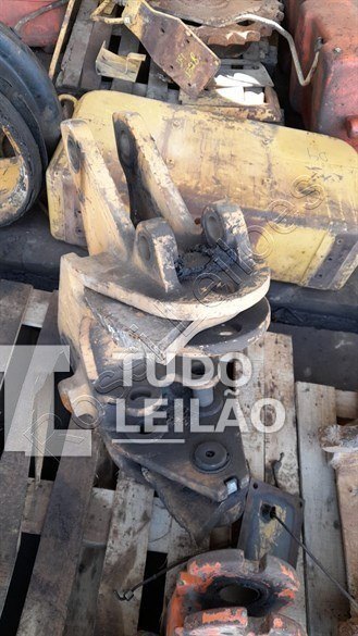 Case 580L