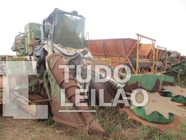 Colhedora J. Deere, 2012