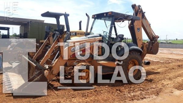 Case 580N 4X4 C/ Braço Extensor 2013