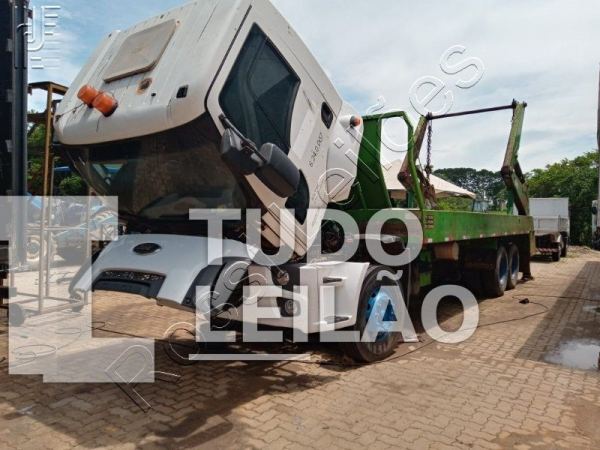 Ford Cargo 2423 E 6x2 Turbo Diesel E5 2013