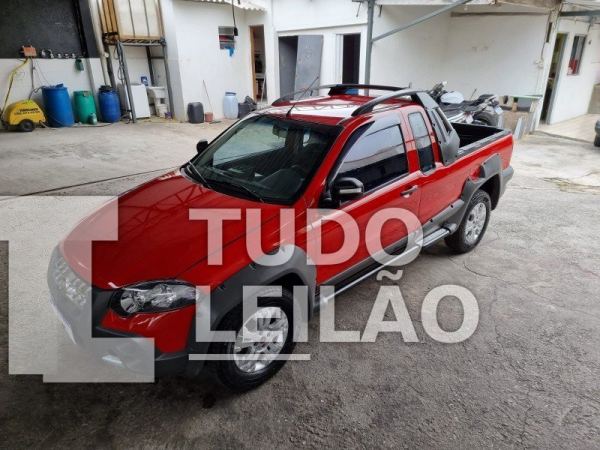 Fiat Strada Adventure Ext 1.8 Dual Flex CD 2012