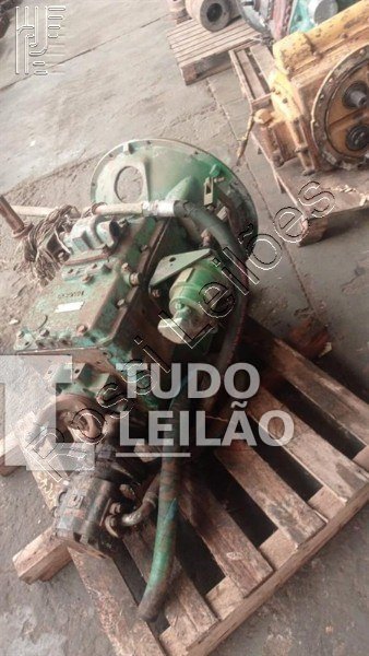 Scania Com Bomba 2546