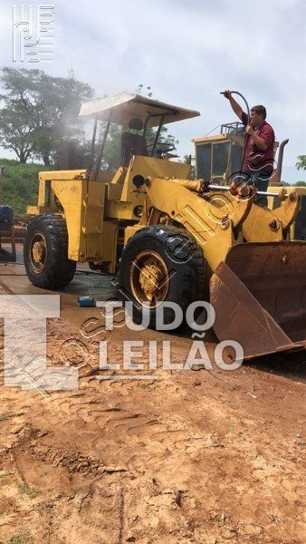 Pá Carregadeira Michigan. 55A. Torque 28000. Freio A Disco. 1985