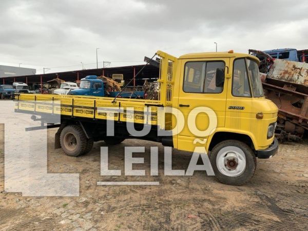 Mercedes Benz 608 Diesel 1981