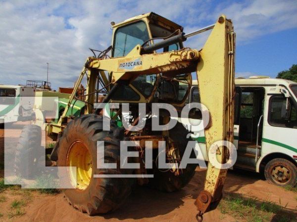 John Deere 6415 2005
