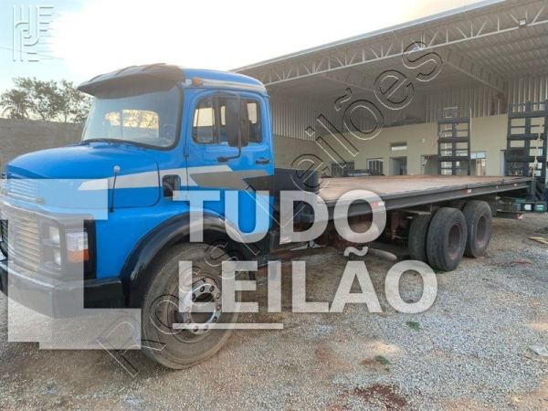 MB1313 Todo Freio A Ar Motor 352A Caixa G3.60 Fixa 8 Metros Em 1975