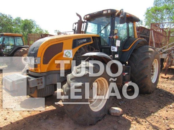 Trator Valtra, 2014