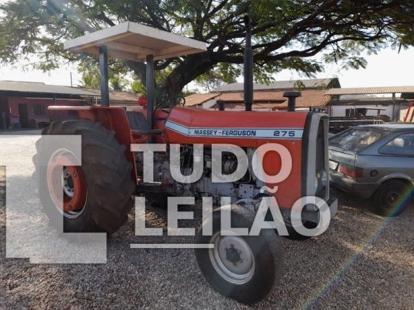 Massey Ferguson 275